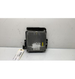 Calculateur moteur RENAULT SCENIC 2