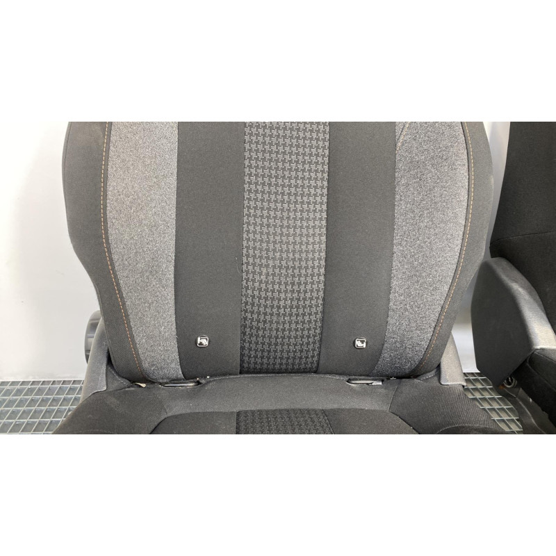 Interieur complet PEUGEOT 3008 2 Photo n°5