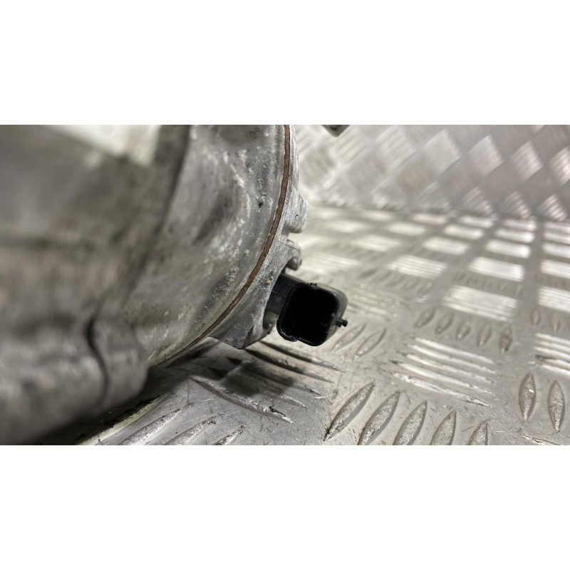 Compresseur clim PEUGEOT 3008 2 Photo n°4
