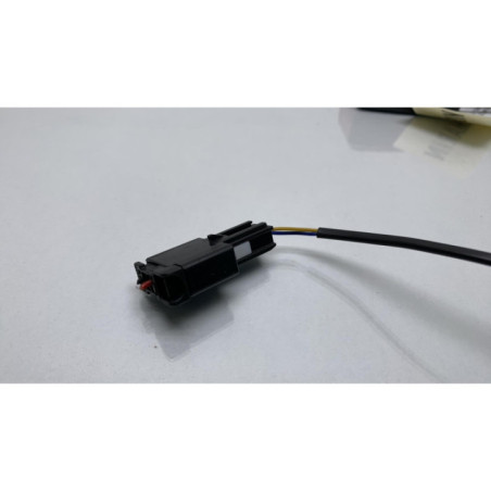 Attache ceinture avant droit CHEVROLET ORLANDO Photo n°1