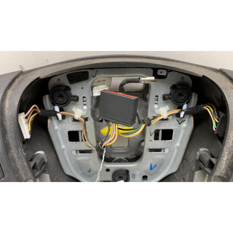 Volant CHEVROLET ORLANDO Photo n°4