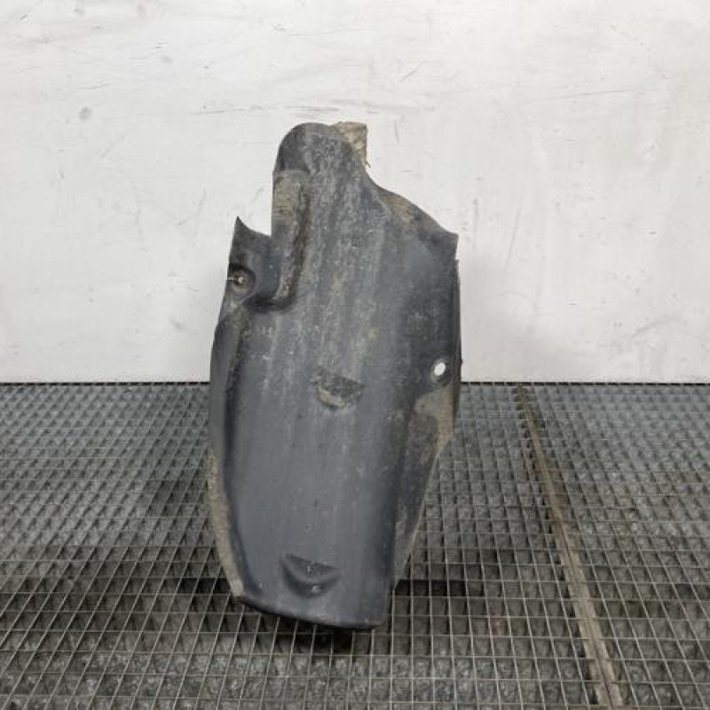 Pare boue arriere droit RENAULT CLIO 2 Photo n°4