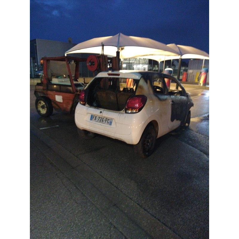 Bouchon de carburant CITROEN C1 2 Photo n°5