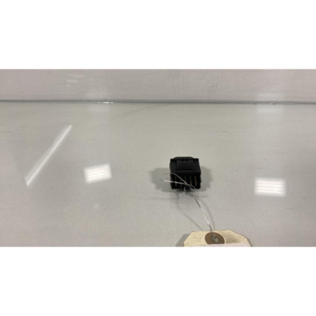 Interrupteur de leve vitre avant droit CITROEN BERLINGO 1