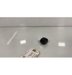Interrupteur de leve vitre avant droit CITROEN BERLINGO 1