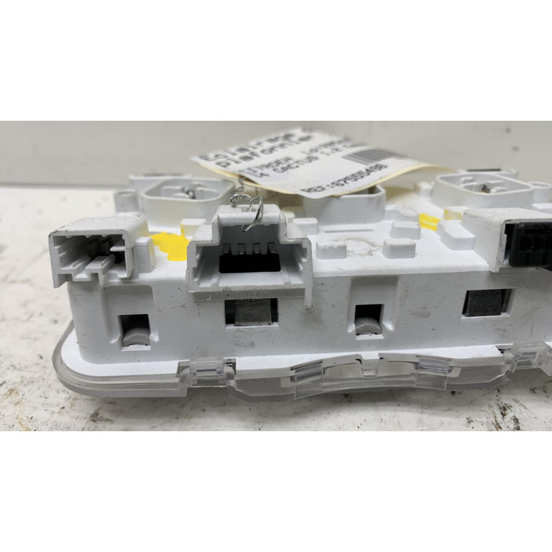 Eclairage de plafonnier CITROEN C4 CACTUS Photo n°1