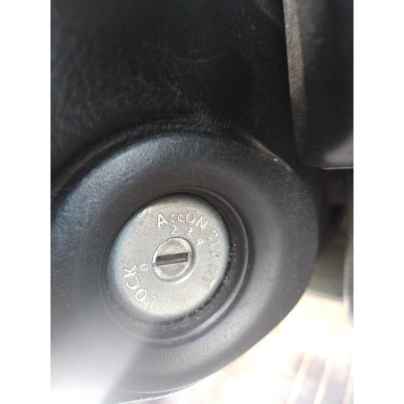 Serrure avant gauche NISSAN NOTE 1 Photo n°10