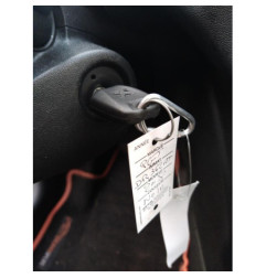 Poignee interieur avant droit PEUGEOT 208 1