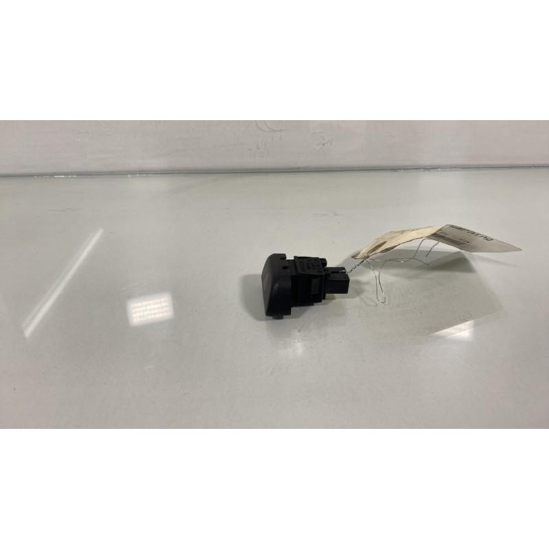 Bouton de warning NISSAN MICRA 4 Photo n°3