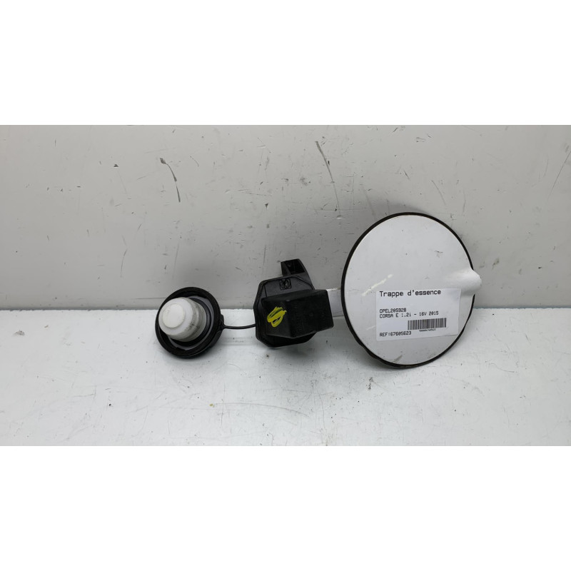 Trappe d'essence OPEL CORSA E Photo n°2
