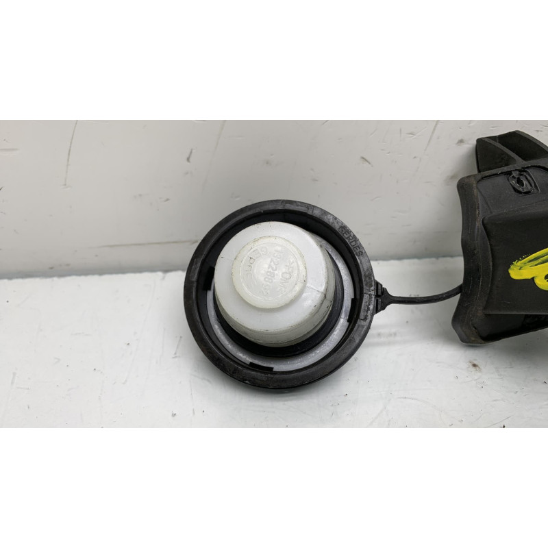 Trappe d'essence OPEL CORSA E Photo n°3