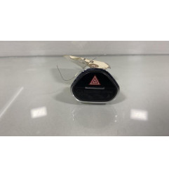 Bouton de warning OPEL CORSA E