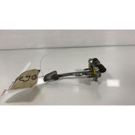 Arret de porte avant droit DACIA SANDERO 2
