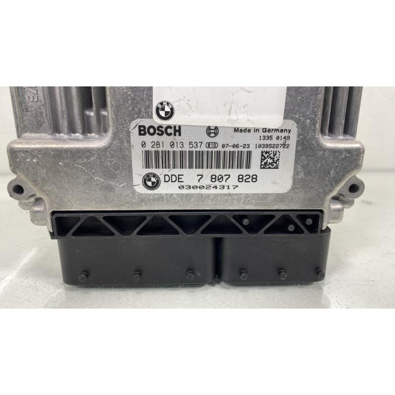 Calculateur moteur BMW SERIE 1 E87 Photo n°2