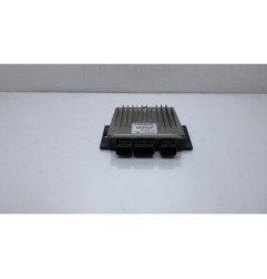 Calculateur moteur RENAULT CLIO 3