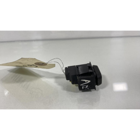 Interrupteur de leve vitre arriere gauche PEUGEOT 607