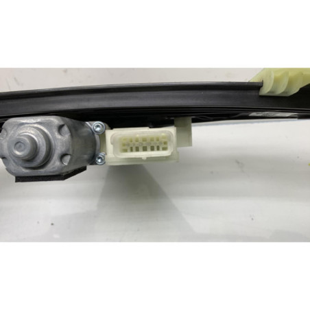 Leve vitre electrique avant droit RENAULT CLIO 5