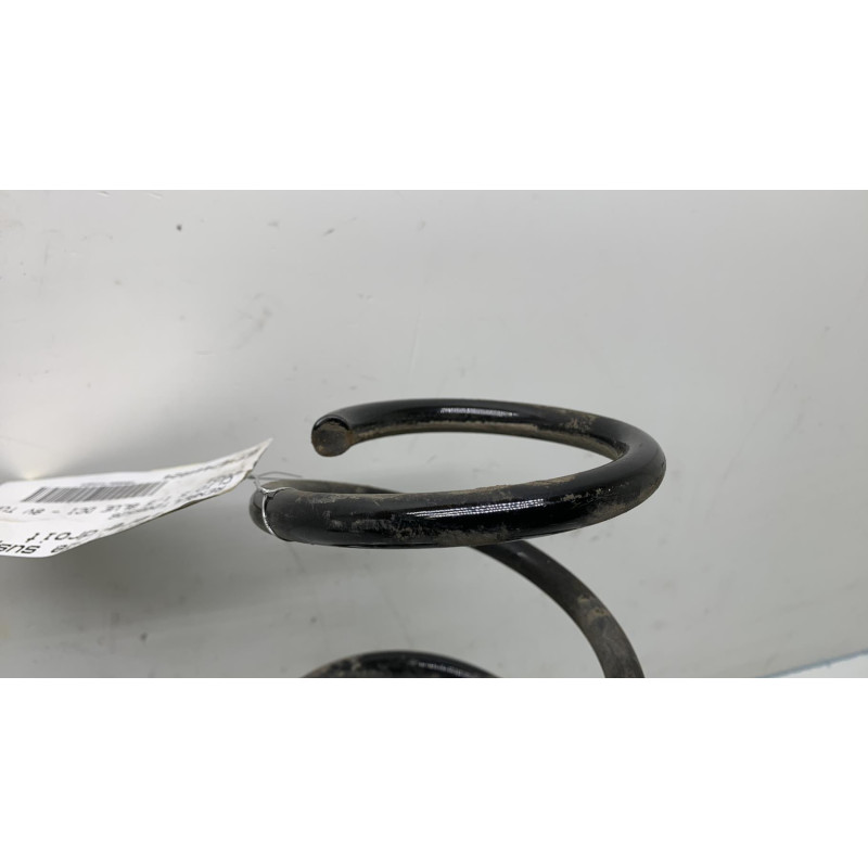 Ressort de suspension arriere droit RENAULT CLIO 5 Photo n°3