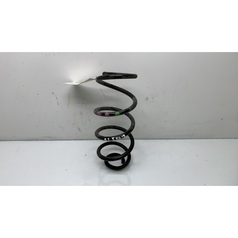 Ressort de suspension arriere droit RENAULT CLIO 5 Photo n°4