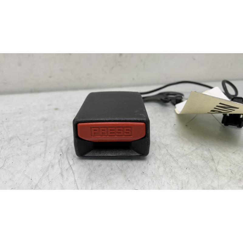 Attache ceinture arriere gauche CITROEN C4 GRAND PICASSO 2 Photo n°3
