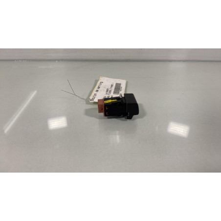 Bouton de warning CITROEN C4 GRAND PICASSO 2 Photo n°1