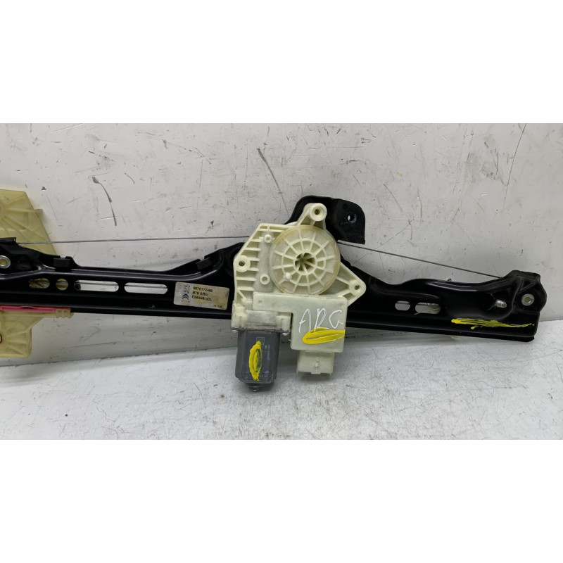 Leve vitre electrique arriere gauche CITROEN C4 GRAND PICASSO 2 Photo n°8