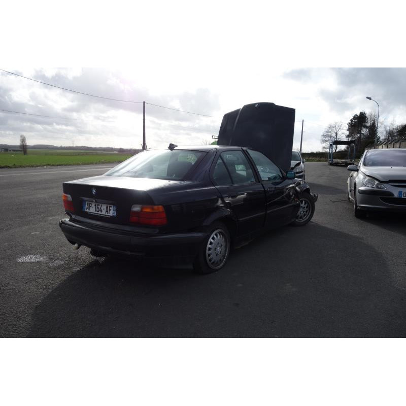 Optique avant secondaire gauche (feux)(clignotant) BMW SERIE 3 E36 Photo n°6