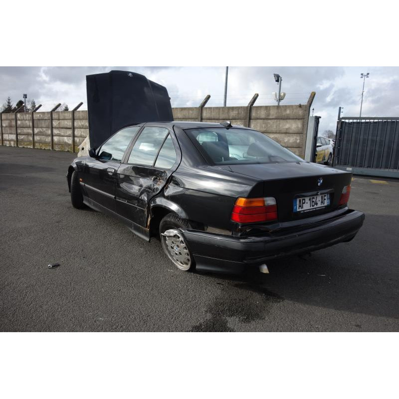 Optique avant secondaire gauche (feux)(clignotant) BMW SERIE 3 E36 Photo n°7