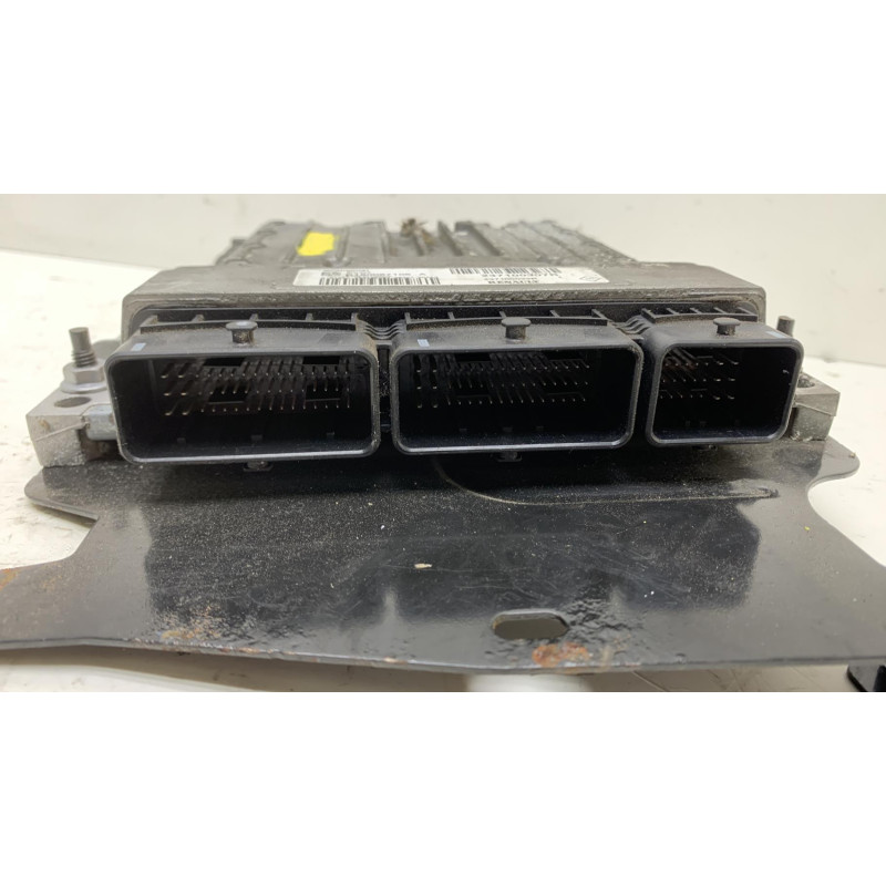 Calculateur moteur RENAULT MEGANE 3 Photo n°3