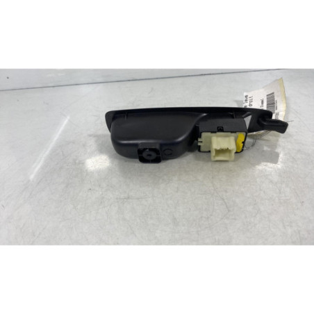 Interrupteur de leve vitre arriere droit RENAULT CLIO 4 Photo n°1