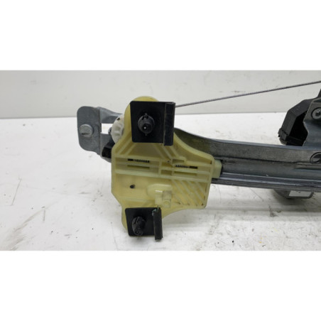Leve vitre electrique avant droit RENAULT CLIO 4