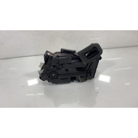Serrure arriere droit VOLKSWAGEN POLO 5