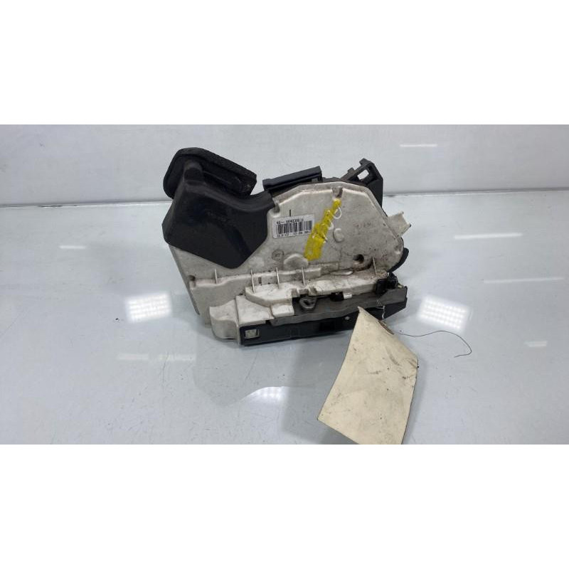 Serrure arriere droit VOLKSWAGEN POLO 5 Photo n°4