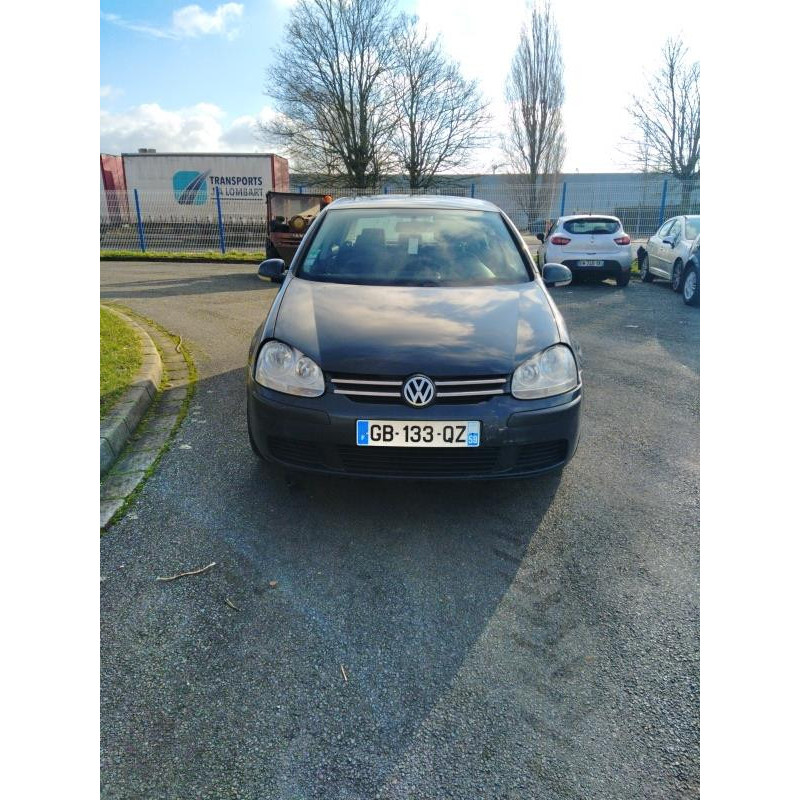 Feu arriere secondaire droit (feux) VOLKSWAGEN GOLF 5 Photo n°4