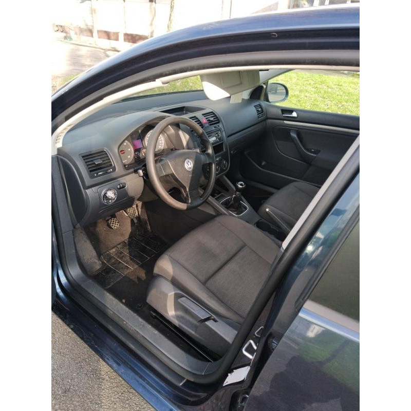 Feu arriere secondaire droit (feux) VOLKSWAGEN GOLF 5 Photo n°5