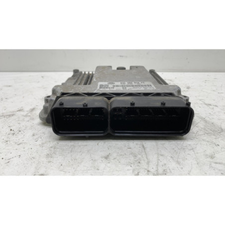 Calculateur moteur VOLKSWAGEN GOLF 5