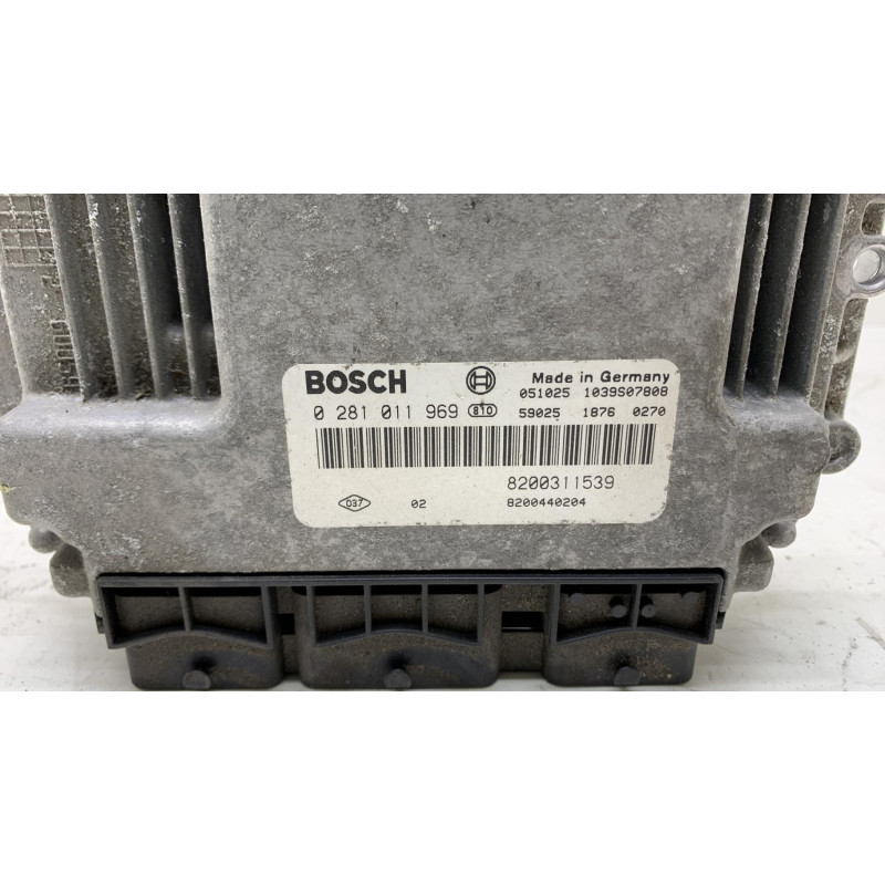 Calculateur moteur RENAULT LAGUNA 2 Photo n°1