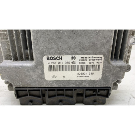 Calculateur moteur RENAULT LAGUNA 2 Photo n°1
