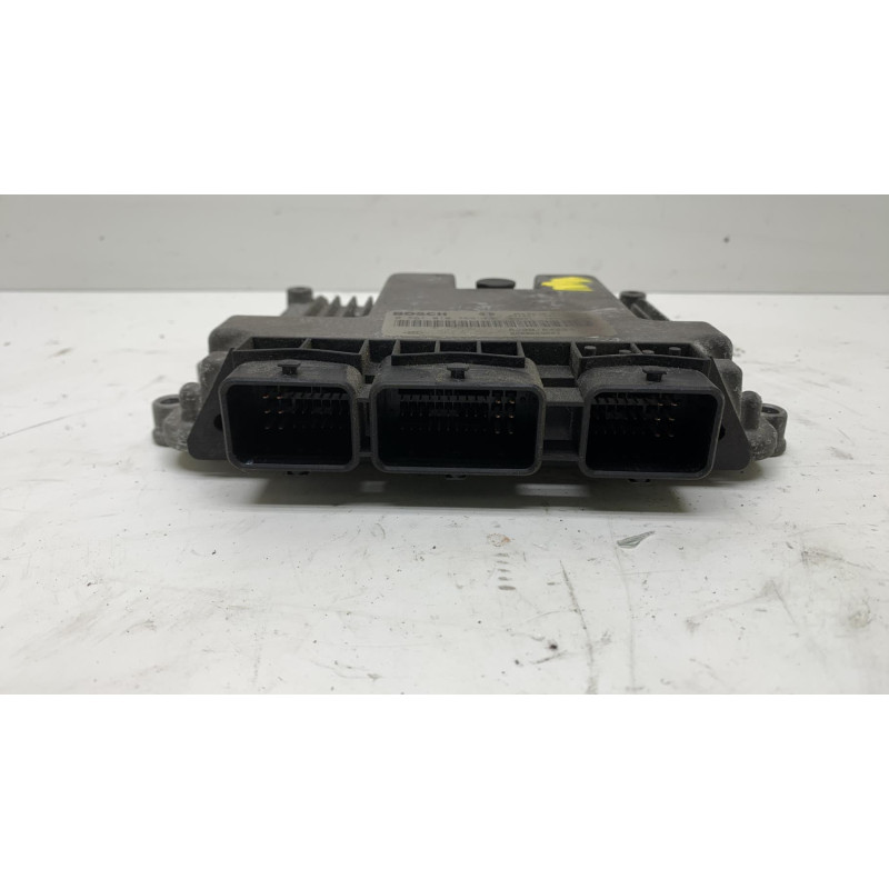 Calculateur moteur RENAULT MEGANE 2 Photo n°1