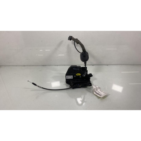 Serrure avant droit RENAULT CLIO 4