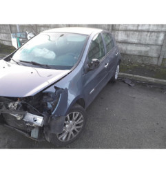 Calculateur moteur RENAULT CLIO 3
