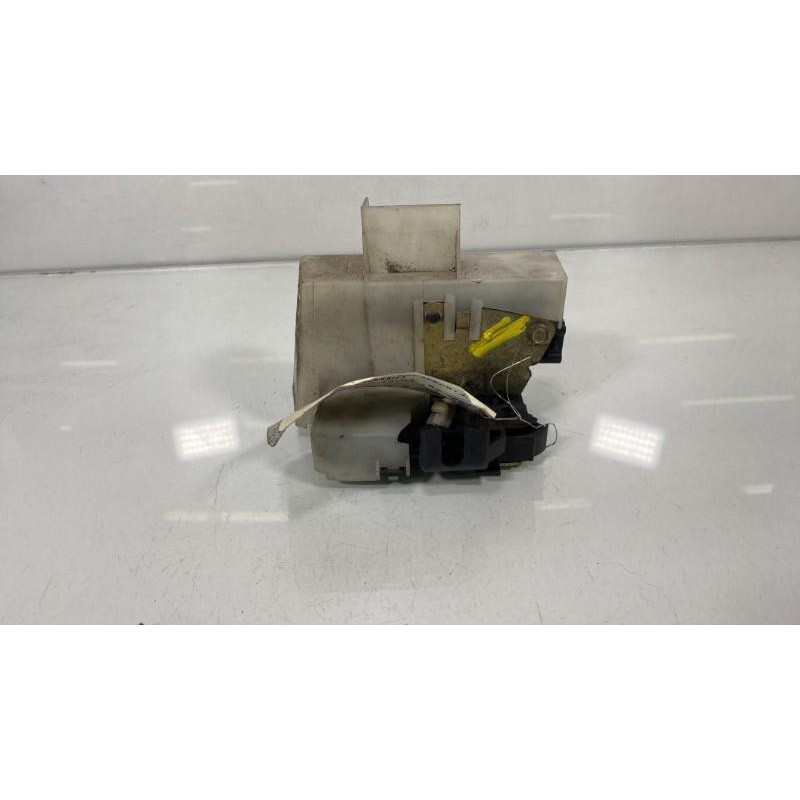 Serrure avant droit RENAULT MEGANE 1 Photo n°3