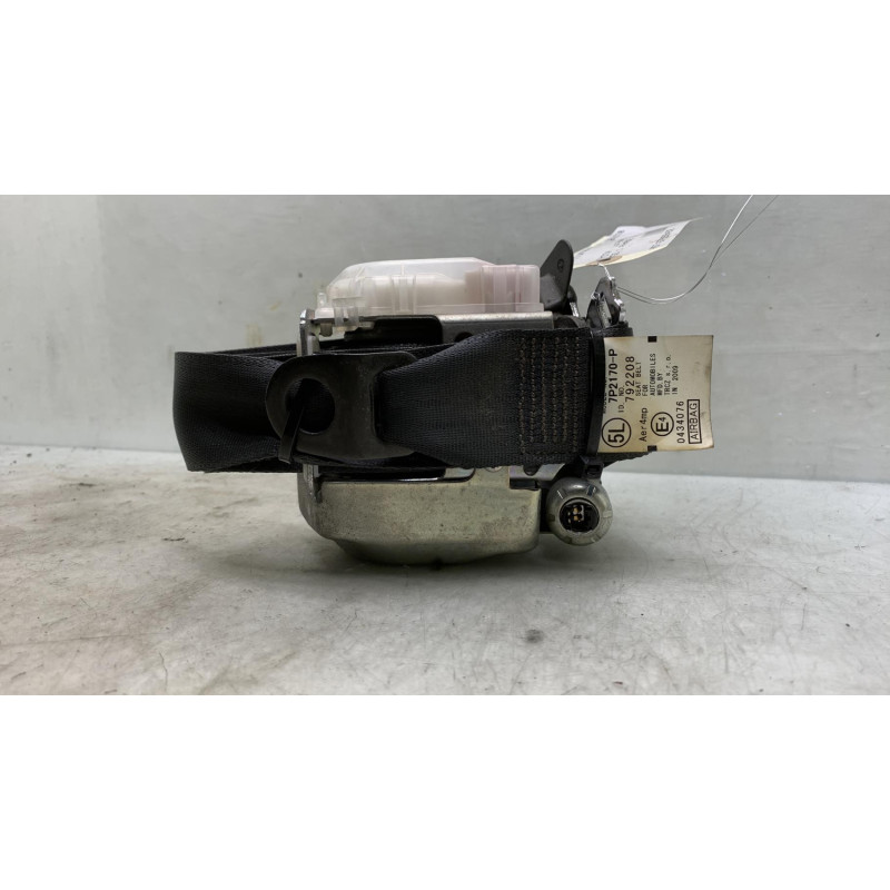 Pretensionneur de ceinture avant gauche TOYOTA AYGO 1 Photo n°1