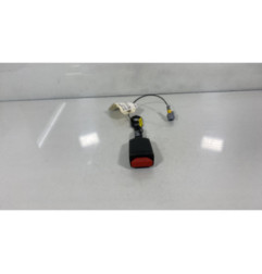 Attache ceinture avant droit PEUGEOT 208 1 Photo n°1
