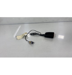 Attache ceinture avant gauche PEUGEOT 208 1 Photo n°1