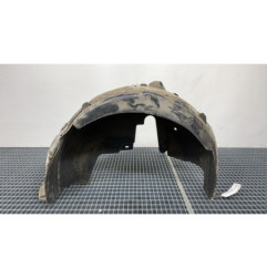Pare boue arriere droit PEUGEOT 208 1