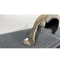 Pare boue arriere droit PEUGEOT 208 1