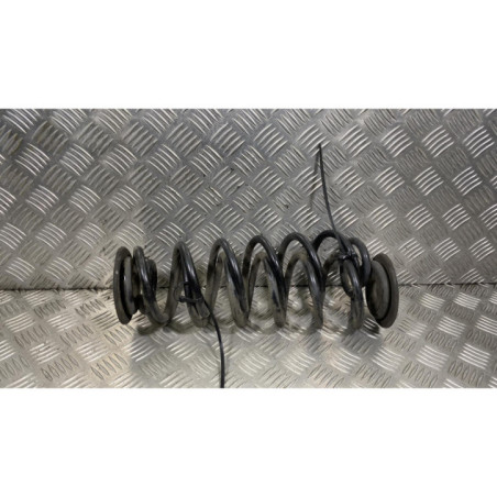 Ressort de suspension arriere VOLKSWAGEN GOLF 7 Photo n°1