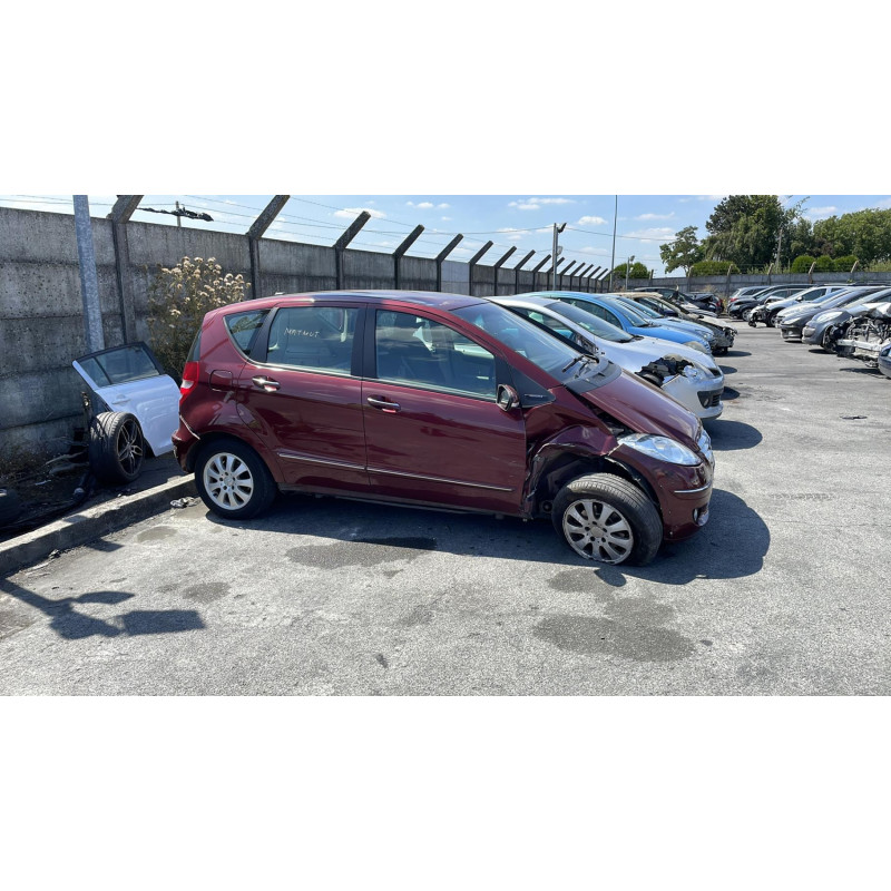 Malle/Hayon arriere MERCEDES CLASSE A 169 Photo n°19
