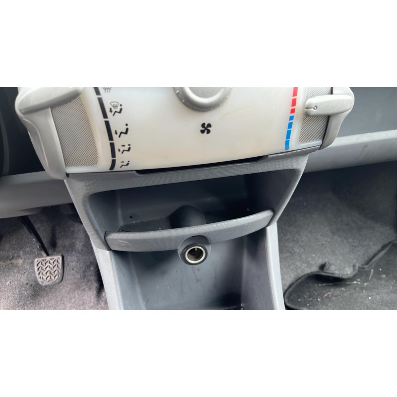Leve vitre electrique avant gauche CITROEN C1 1 Photo n°13